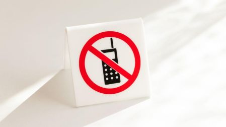 Prohibición de celulares en México y otros países