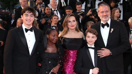 Mariska Hargitay con su esposo e hijos