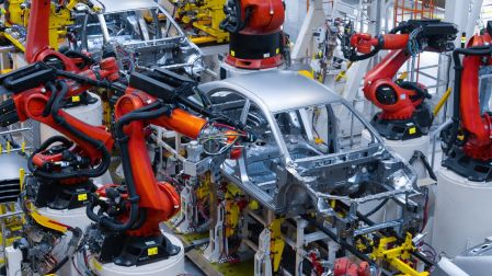 México perdería la producción de hasta un millón de vehículos por estrategia de EU.