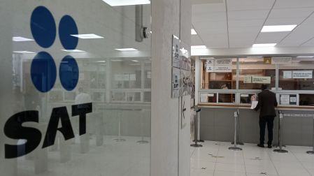 SAT: ¿Cuál es la cantidad límite que puedes transferir que no genera impuestos en 2026?