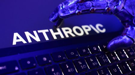 ¿Por qué la empresa Anthropic pide detener el desarrollo de IA? Este riesgo advierten
