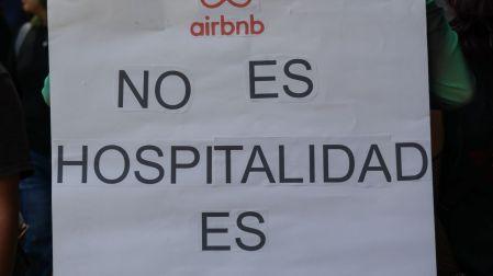 Airbnb se convirtió en un negocio depredador de vivienda; así afecta a México