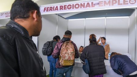Peso de reformas fiscales y laborales frena empleo en pequeñas y medianas empresas