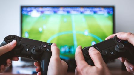 Videojuegos se suman a la fiebre mundialista; eventos y nuevas opciones