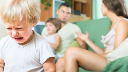 Tipos de crianza: cuáles son y cómo influyen en los hijos
