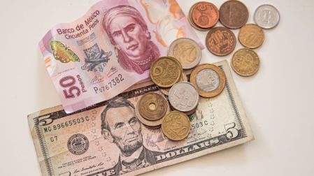 Mercados atentos a la primera decisión de Warsh al frente de la Fed