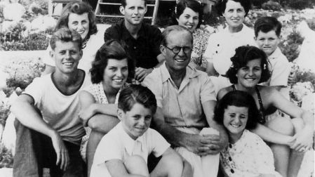 A pesar de las adversidades, el legado político de los Kennedy sigue vigente en la historia estadounidense.