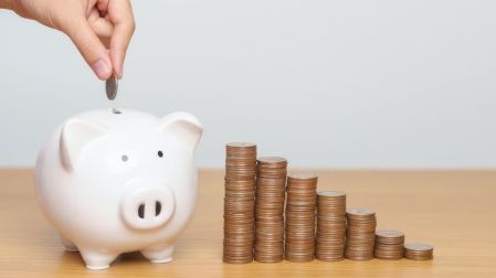 ¿Tu familiar murió antes de pensionarse? Esto pasa con el dinero de su Afore.