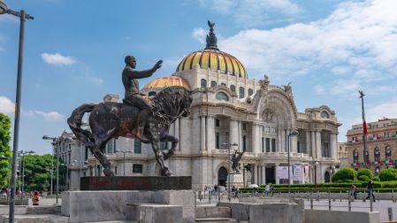 JET estrena servicio de scooters eléctricos en la CDMX: ofrece viajes cómodos.