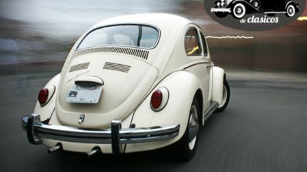 El conocido y clásico Volkswagen Sedán se dejó de producir en 2003 en la fábrica de la marca en Puebla el 30 de julio de ese año.