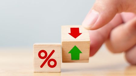 Banxico congelará la tasa de referencia en 6.50% hasta 2027: Encuesta Citi