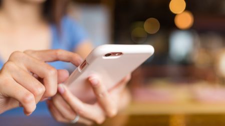 Registro de líneas móviles se alinea con práctica internacional: AT&T