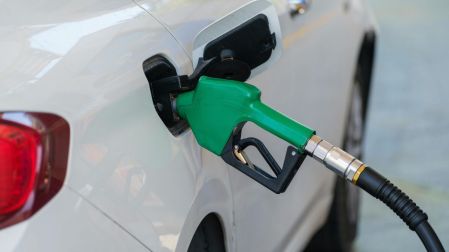 Empresas privadas reducen importación de combustibles; advierten riesgo de desabasto