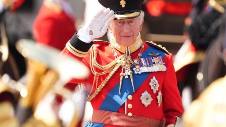 Carlos III obtiene ingresos privados del Ducado de Lancaster, mientras que el príncipe Guillermo recibe los del Ducado de Cornualles.