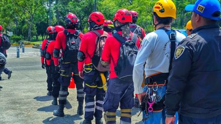 Los Topos han participado en misiones de rescate en países como Haití, Indonesia, Turquía, Nepal, Chile y Japón.