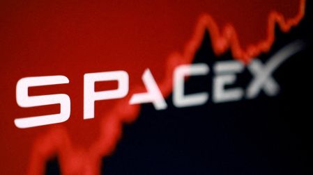 SpaceX llega al Nasdaq 100 y entra en los fondos de jubilación: ¿qué significa?