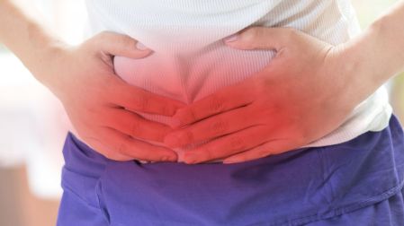 ¿El estreñimiento crónico puede causar que el intestino se paralice?