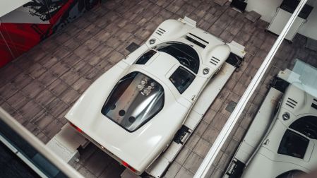 McLaren M6GT