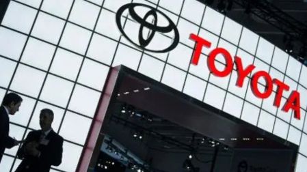 Destino de la plata de Toyota en BC sigue sin definirse; Economía espera anuncio de inversión.