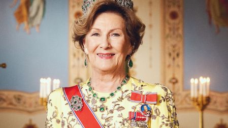 La reina Sonia de Noruega se ha consolidado como una figura clave de la monarquía gracias a su compromiso con la cultura.
