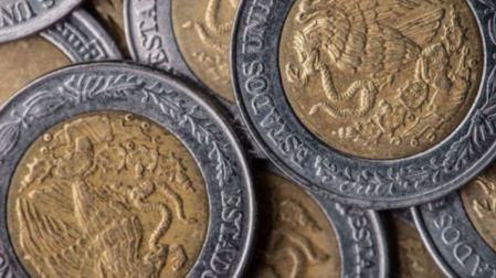 Comercio y servicios impulsan la economía mexicana; creció 0.2% en junio.