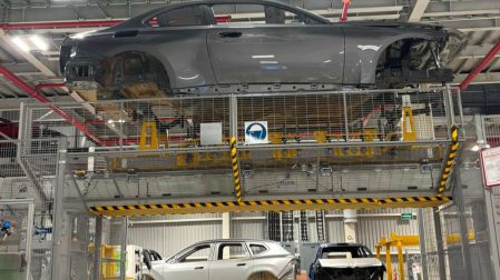 BMW se queda en México; termina la expansión de su planta en San Luis Potosí.