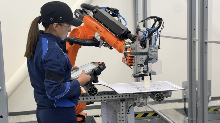Integrante del Programa Dual de BMW Group