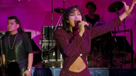La interpretación de Selena Quintanilla marcó un antes y un después en la carrera de Jennifer Lopez.