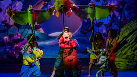 La Sirenita inspira uno de los shows a bordo del Disney Wish