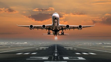 Mercado aéreo mexicano no despega; suma tres meses a la baja, ¿por qué?