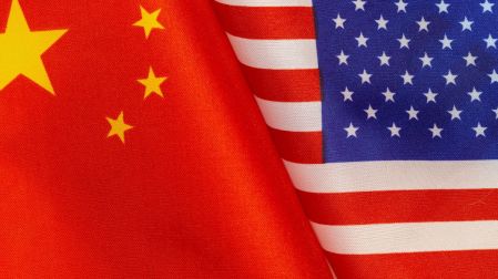 China rechaza nuevos aranceles de EU por 'trabajo forzoso' y pide que se retiren.