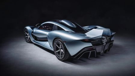 La parte trasera del Hennessey con los escapes del motor V8