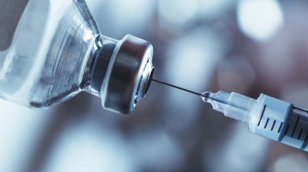 Vacuna contra la leucemia felina: para qué sirve, cuándo ponerla y costos
