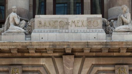 Banxico mantiene la tasa en 6.50%; meta de inflación se alcanzará al cierre de 2027