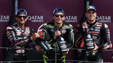 Raúl Fernández encabezó el podio de la carrera del domingo de MotoGP 2026