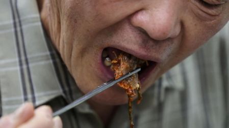 Corea del Sur prohíbe la venta de carne de perro: impactará a más de 5 mil negocios.