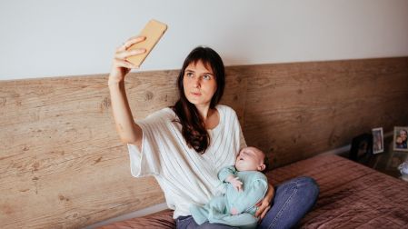 Maternidad y matrescencia: el proceso de convertirte en una nueva versión de ti
