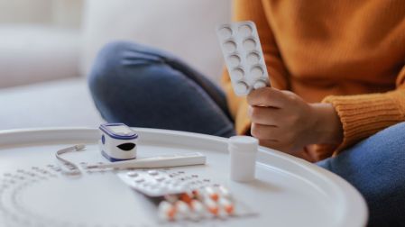 ¿Es malo automedicarse con vitaminas?