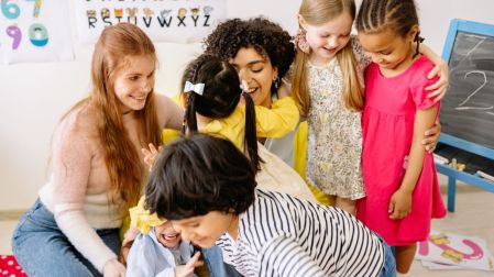 ¿Cómo trabajar la ansiedad por separación en niños para regresar a clases?
