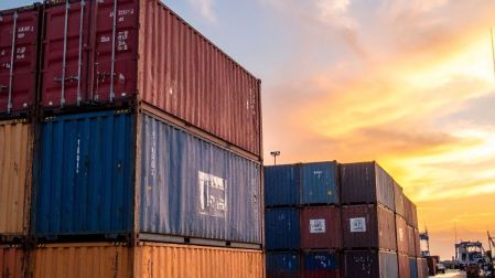 ¿Qué es el dumping y cómo afecta al comercio?