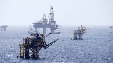 Elevados precios del petróleo no se reflejaron en las arcas públicas, según Banamex