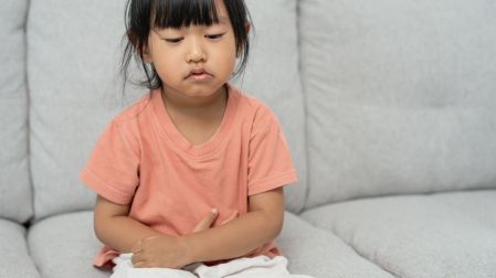 Por qué a los niños les da colitis o estreñimiento al regresar a clases