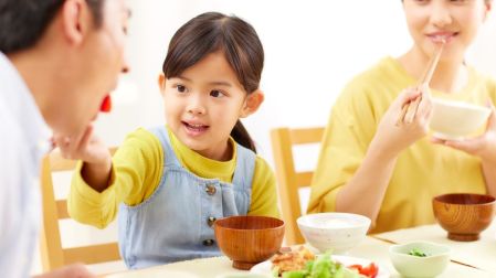 Por qué a los niños les da colitis o estreñimiento al regresar a clases