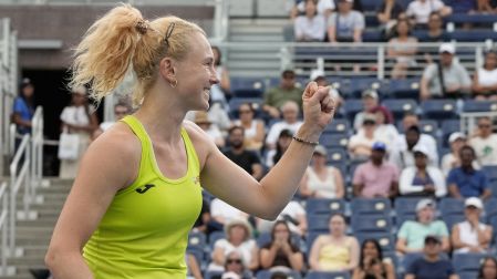 Katerina Siniakova lidera el ranking de dobles de la WTA.