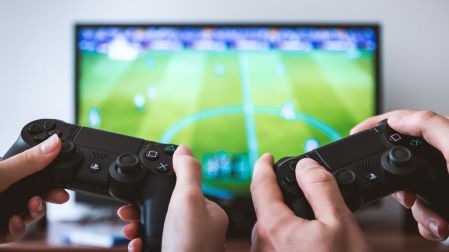 Más de 73 millones de personas juegan videojuegos en México; el celular impulsa el mercado.