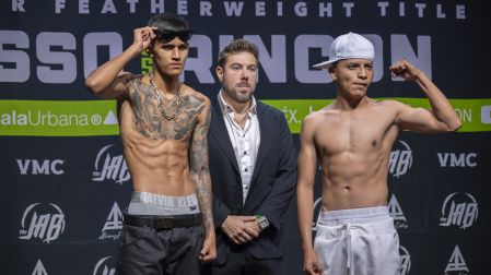 Héctor “El Bola” Díaz, listo para subirse al ring.