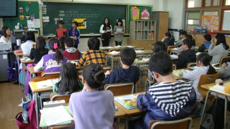 Regreso a clases: cómo acompañar las emociones de tus hijos para un inicio escolar sin estrés