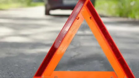 triángulo de seguridad del coche