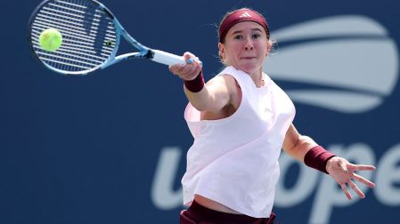 La checa Nikola Bartunkova tiene 20 años y es considerada una promesa. En enero de 2026 estaba fuera del Top 100 y actualmente es 34 del ranking mundial