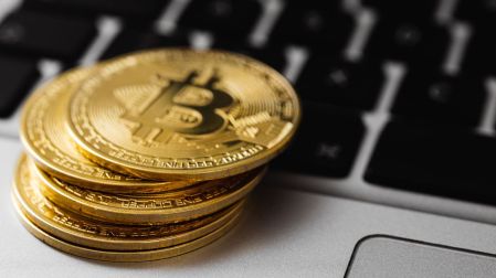 ¿Qué es una 'caja fría' de criptomonedas? Así funciona y qué tan segura puede ser.